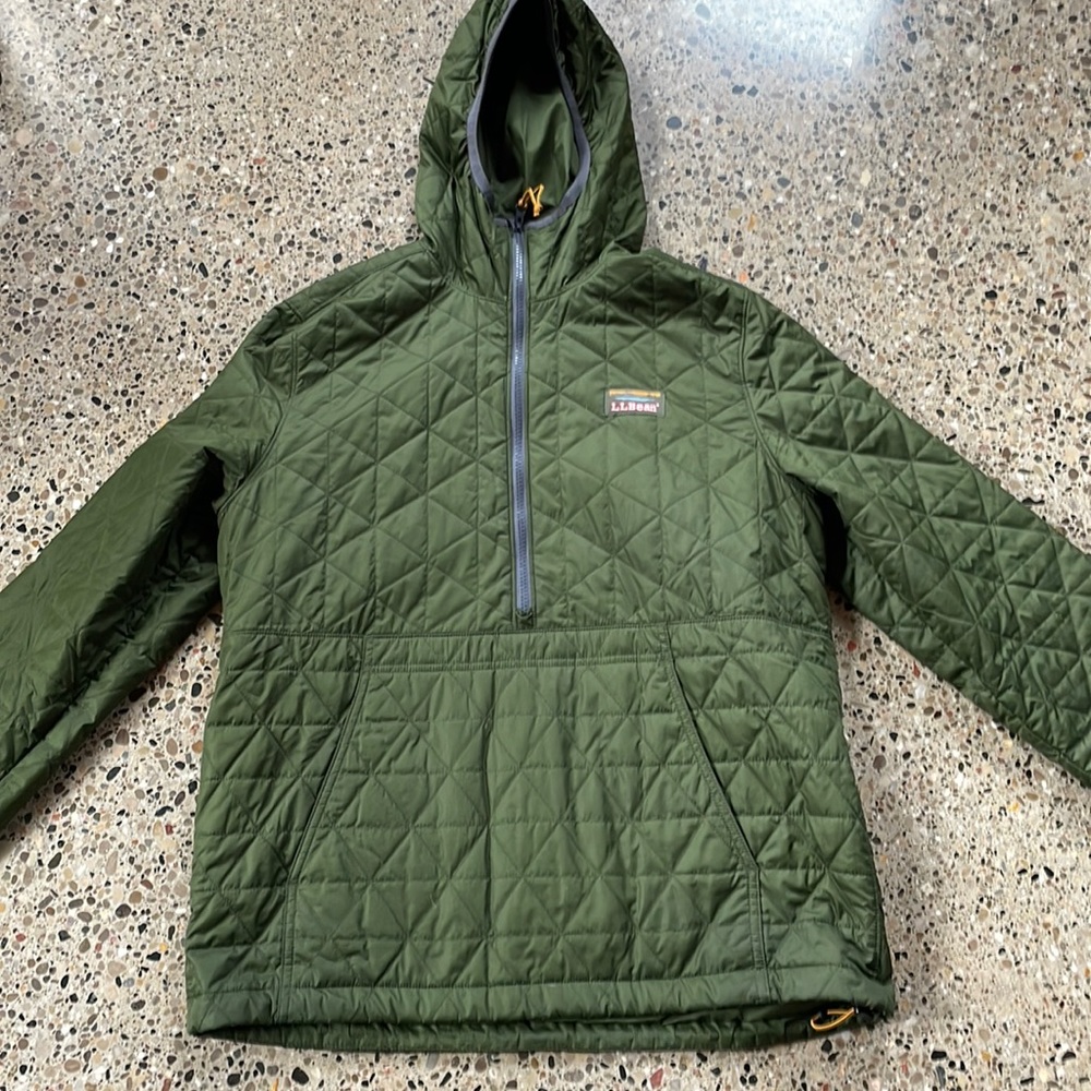 Nearly new only worn twice!! Men’s Katahdin Insulated Pulliver